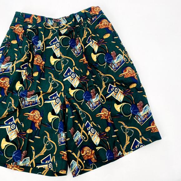 Vintage green patterned High Waisted Shorts - Picture 1 of 6